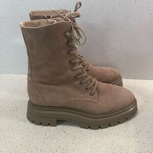 Stuart Weitzman - NWOB Bedford sleek lace-up bootie